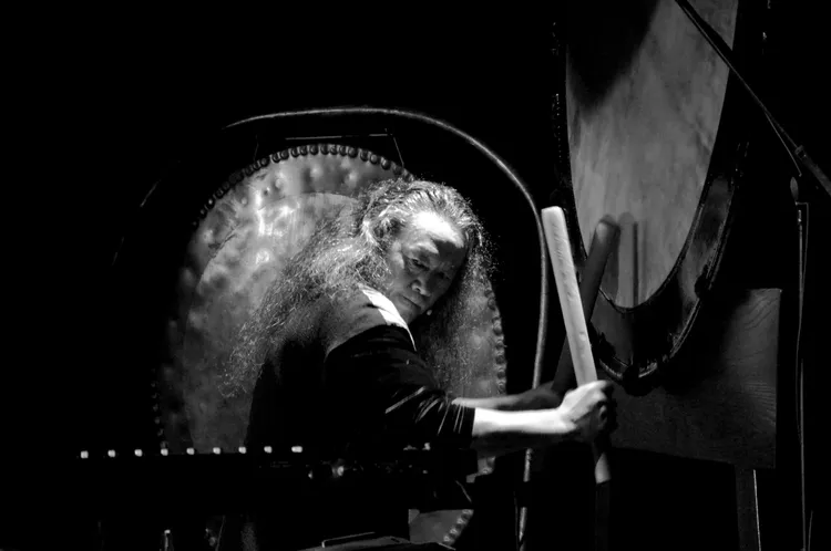 喜多郎將在演出中與台灣太鼓協會團員合作。媒體棧提供