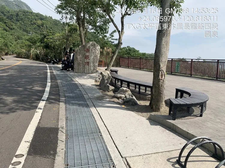 市府已在136線新增2具24小時監視器，專門取締亂丟垃圾。市府提供