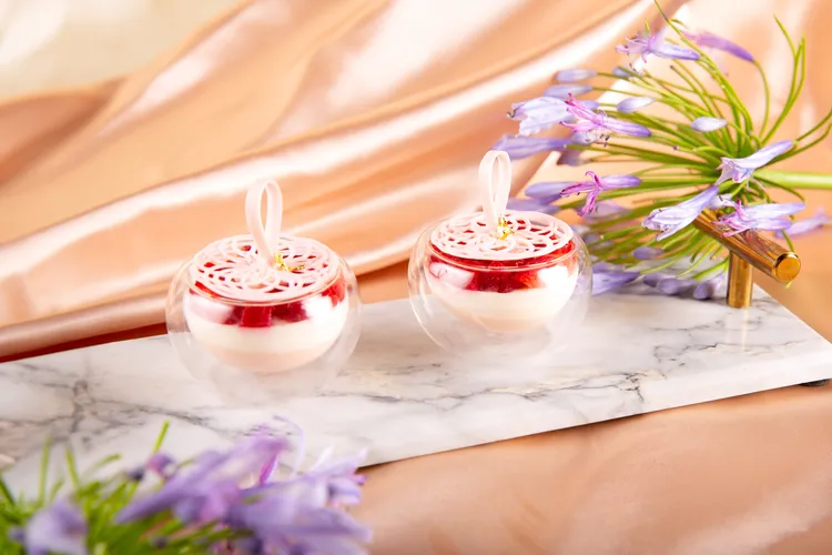 紅心芭樂香草慕斯。業者提供