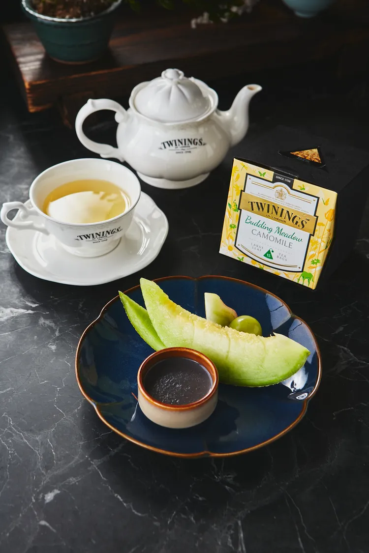 最後登場的「悠揚」，採用唐寧鉑金晨光草原甘菊花茶。業者提供