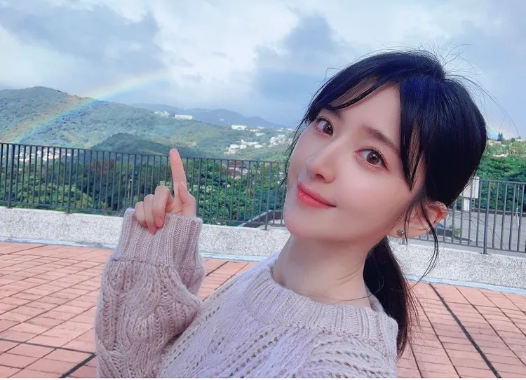 謝翔雅被爆與阿電分手了。翻攝謝翔雅兩人IG