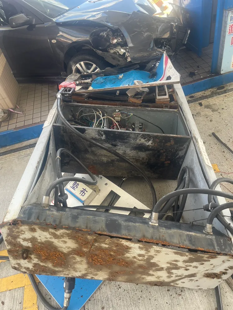 加油機台要價約50萬元。警方提供