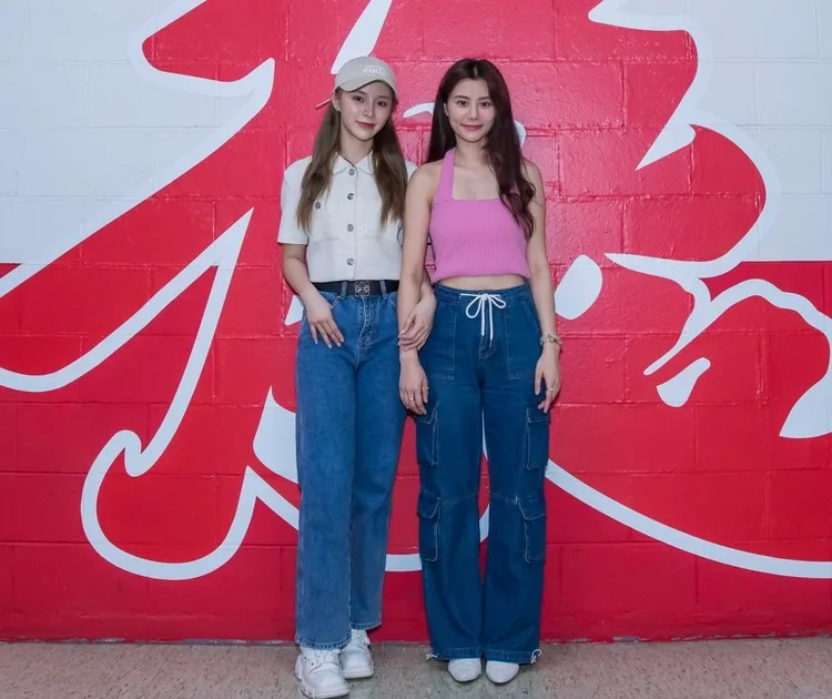 各務禮美奈（右）參加啦啦隊徵選，請來韓國人氣女團CLC前成員Elkie（莊錠欣）擔任特訓老師。莉奈享務所提供