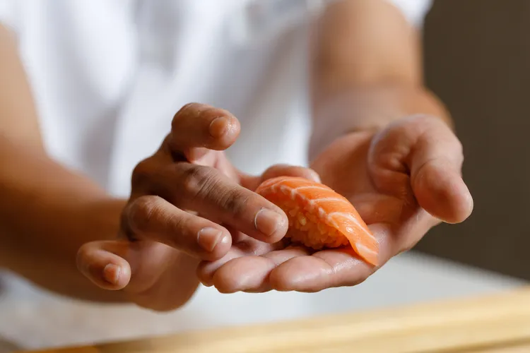 若櫻壽司使用的日本秋田縣產小町米，以其優異的透明度、迷人的香氣和光澤感為若櫻壽司增色。業者提供