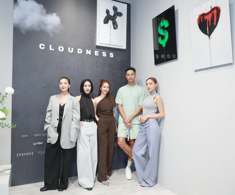 丁春誠與選品策展店團隊都很欣賞潮流藝術家ACEOFLA的作品。品牌提供