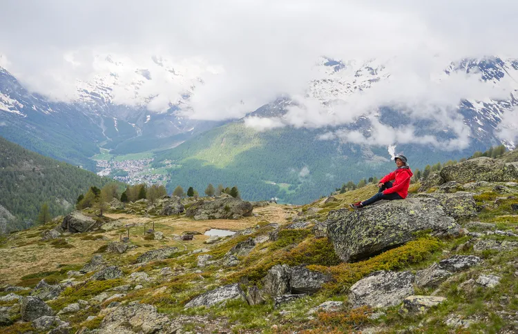 登上海拔高度2400公尺的Kreuzboden站，遊覽高山風光。田欣雲攝