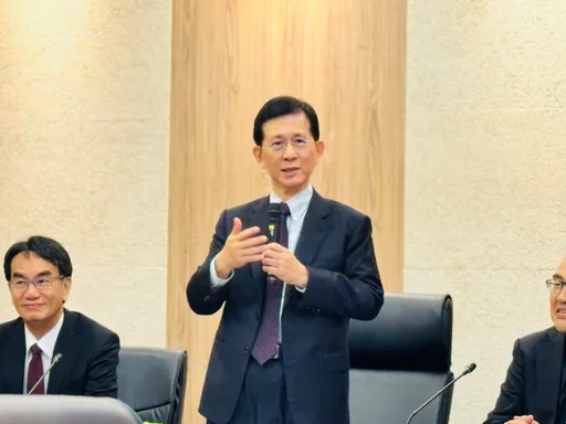 黃仁勳演講數發部長也搶聽!黃彥男:一定會有密切合作