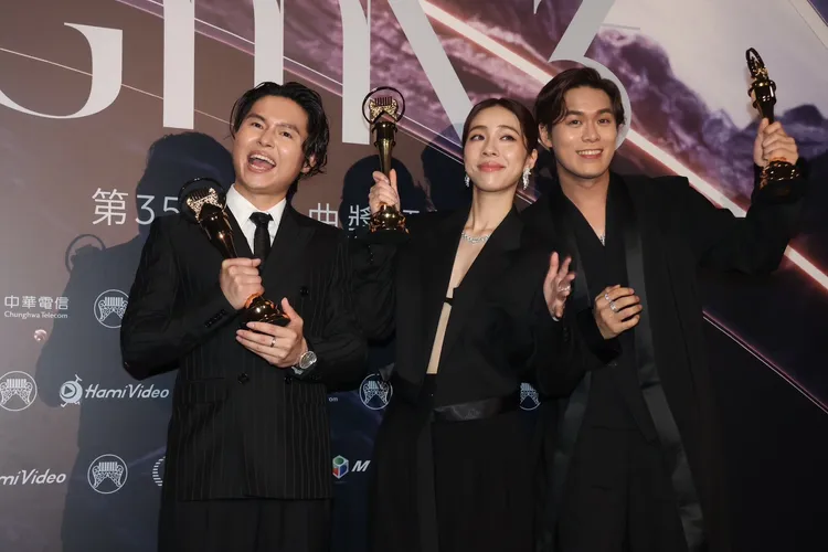 告五人奪下金曲年度歌曲獎。莊宗達攝