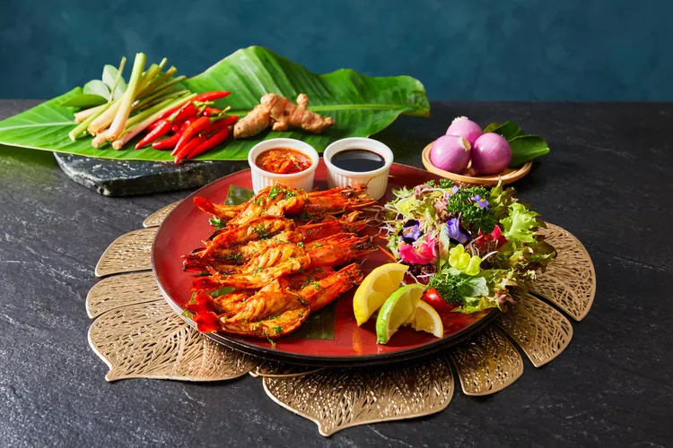 炭烤鮮蝦佐峇里島參峇醬NT$660。業者提供