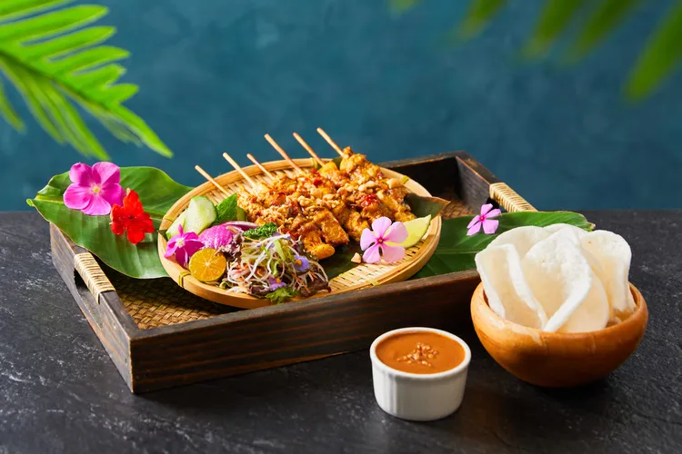 峇里島經典沙嗲雞肉串NT$430。業者提供