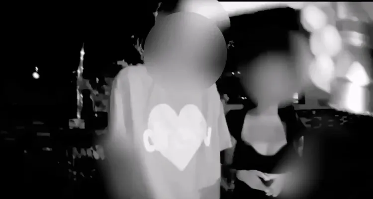 張女的同車友人張姓男子（左），也被警方開罰，可處6千元至1.5萬元罰鍰。民眾提供