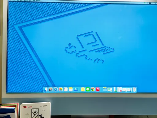 彩蛋|macOS Sequoia推出怀旧桌布 致敬麦金塔经典Mac设计