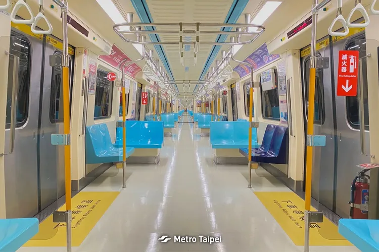 台北捷運近日因博愛座讓不讓坐而又爆發衝突。翻攝台北捷運臉書