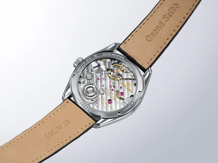 將鶺鴒（ji ling）融入機芯造型營造出啄鑿的動作。品牌提供