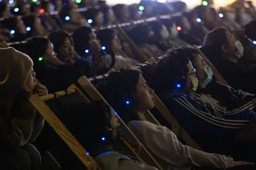 小學生看電影竟長菜花!醫生建議選位置別坐這區