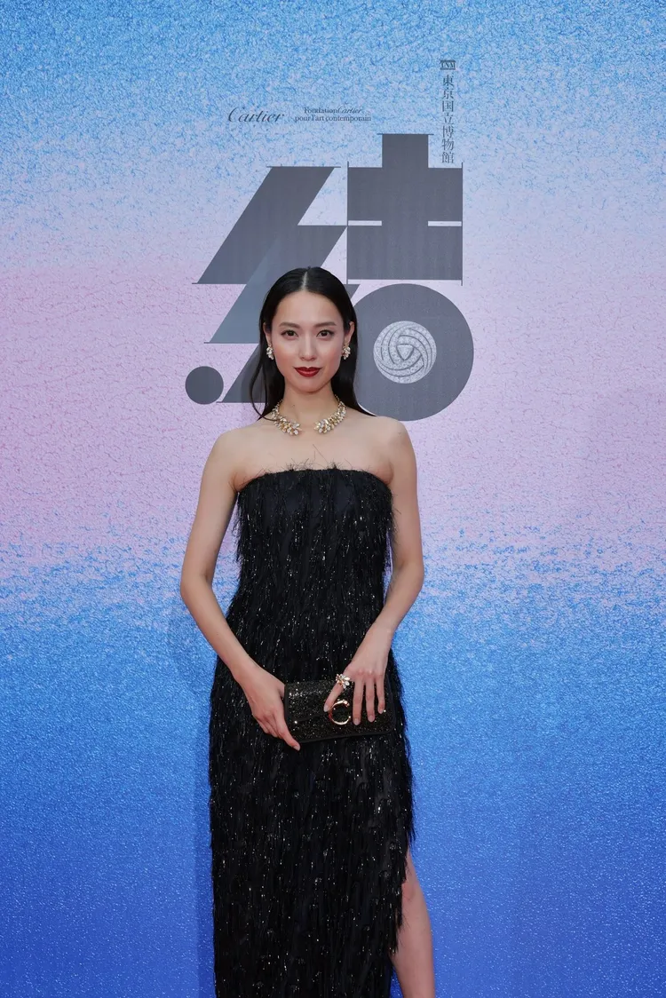 戶田惠梨香的首飾是「Grain de Café」咖啡豆系列。翻攝erikatodastaff X