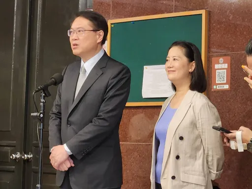 立法院今議決覆議案 林右昌赴綠黨團打氣!親曝民進黨下一步