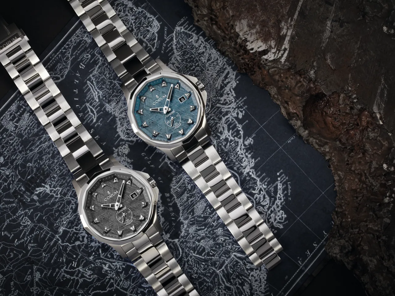 崑崙錶Admiral海軍上將42灰原色隕石表盤自動腕錶(左)與藍色隕石表盤自動腕錶(右),42mm,不銹鋼錶殼,不銹鋼錶帶,CO395機芯,動力儲存42小時,防水深度100米,各限量50只。品牌提供