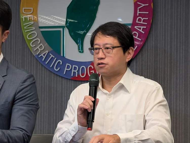 台灣守護民主平台理事宋承恩。民進黨提供