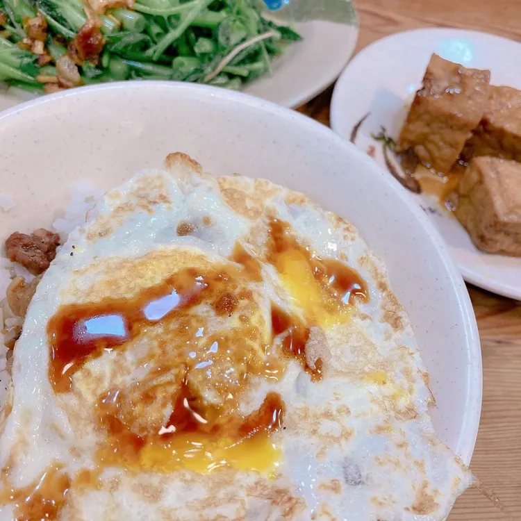 西門町的「天天利美食坊」有多樣臺式小吃。IG網友 @kumakumaponponairi授權