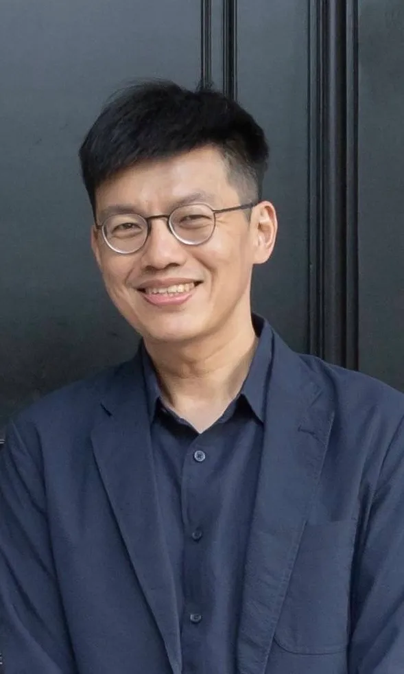 高雄市研考會主委由陳博洲接任。市府提供