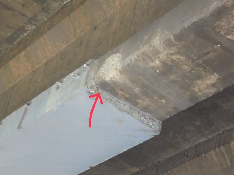 涵洞受損。讀者提供