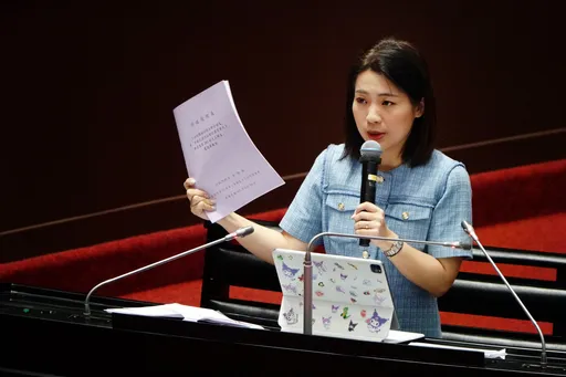 徐巧芯痛批行政院覆議理由「少字」欺騙民眾!卓榮泰駁:深入看內容一樣