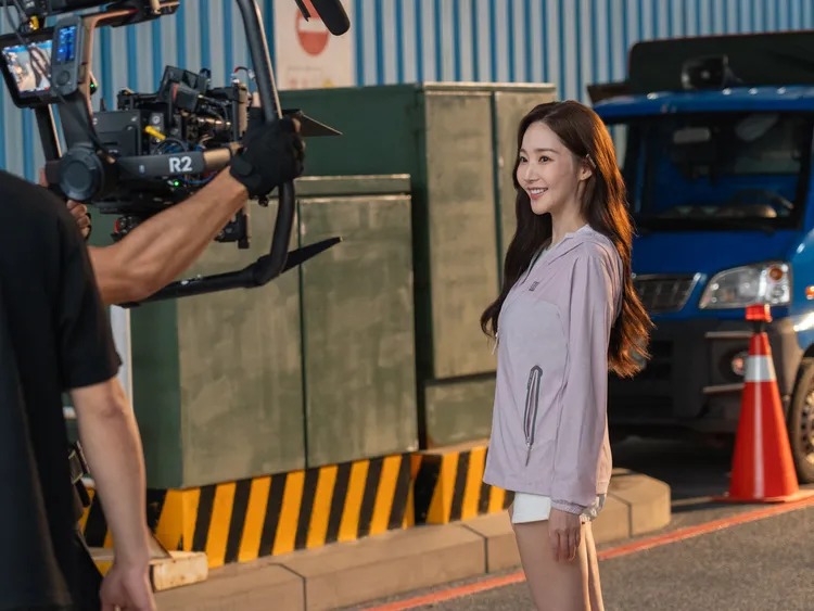 韓國知名女演員朴敏英為ONE BOY拍攝夏季代言廣告