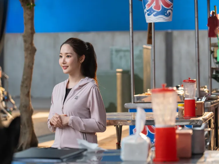 敏英表示最想去體驗的是穿著冰鋒衣5.0逛台灣夜市