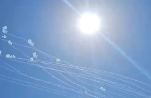 黎巴嫩真主黨對以色列射百枚火箭 無人傷亡