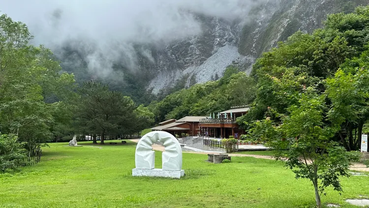 布洛灣下台地。太管處提供