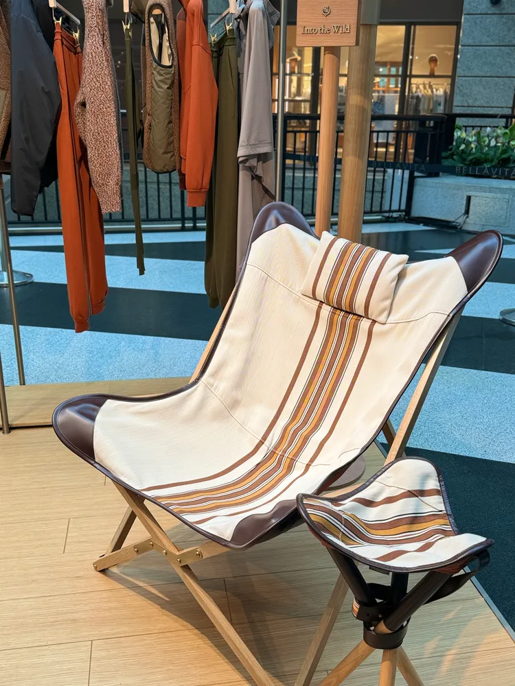 全球限量3張的Loro Piana露營椅。張家玲攝