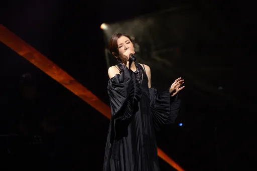 蘇慧倫新加坡開唱苦等34年 唱到一半怎麼就哭了