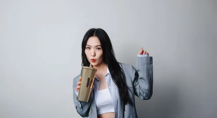 孫盛希金曲獎幸運物是朋友送的「金杯」，盼當天也有「金盃」。LINE TV提供