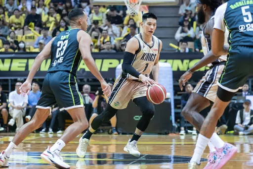 林書豪只休6分鐘!他嘆「這狀況」讓他比累還累 竟不知冠軍戰對手是誰