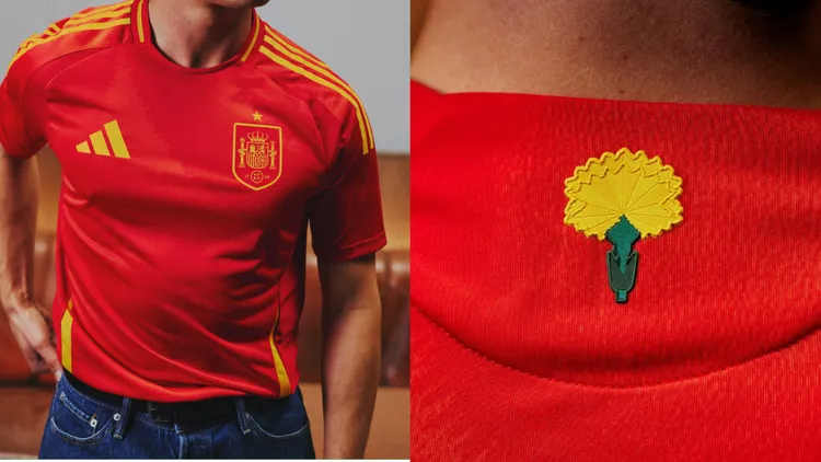 西班牙隊球衣後頸上綴有康乃馨形狀的國花刺繡。品牌提供