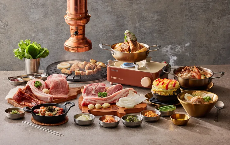 7/1至8/30週一至週五，前往「金咕」消費1客多人套餐，憑學生證現折100元，消費2客出示2張證件再折100元。業者提供