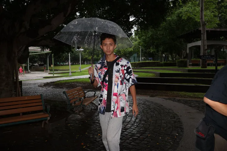 孫安佐準時赴約，想和網友溝通，卻沒見到人。莊宗達攝