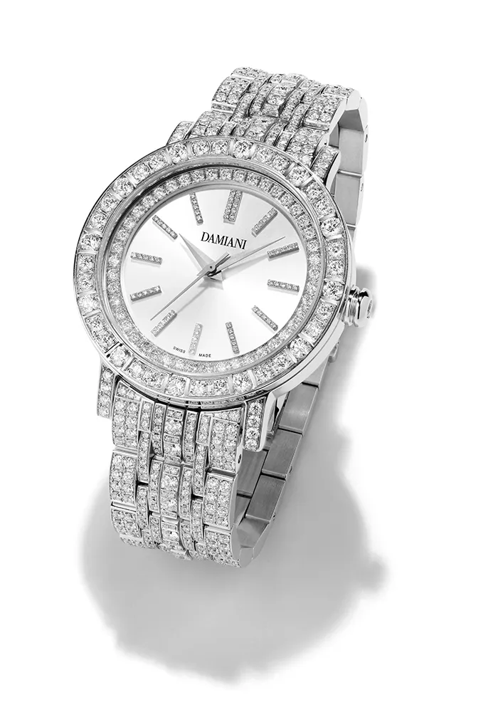 DAMIANI Masterpiece Belle Époque 美好年代系列全鑽錶，價格店洽。品牌提供