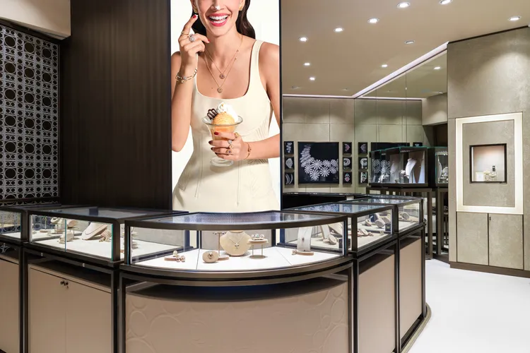 DAMIANI微風廣場頂級珠寶精品店。品牌提供