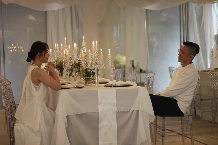 JAMEI CHEN Blooming June純白風格婚禮展，營造出浪漫的婚禮感。品牌提供