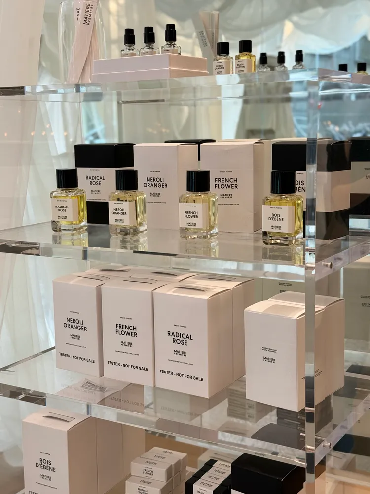 空間內與10/10合作的香水區。張家玲攝