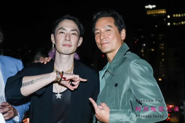 吳建豪（左）與吳彥祖帥氣合照。翻攝vanness_wu_0807 IG