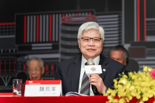 台積電領導方向不變！　魏哲家透露接班條件：堅守張忠謀相同價值觀
