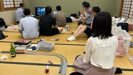 宅男社團「唯一女生沒人理」 千萬網友狂猜原因結果是這樣