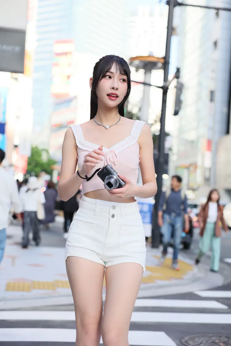 Kira外型亮眼。繁花娛樂提供