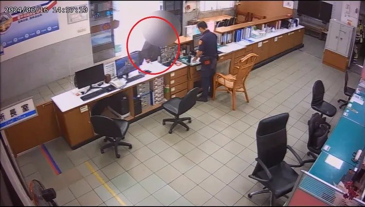 新北90多歲林姓老翁獨自來台中找姊姊，向警求助向想起姊姊早已過世。民眾提供