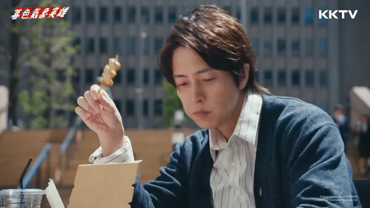 山下智久上戲時吞了10個章魚燒，吃得非常飽。KKTV提供