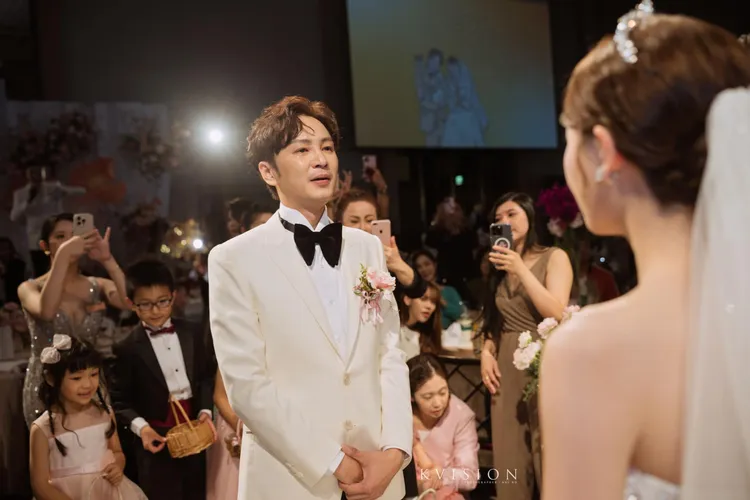 張書偉婚禮淚崩。翻攝張書偉FB