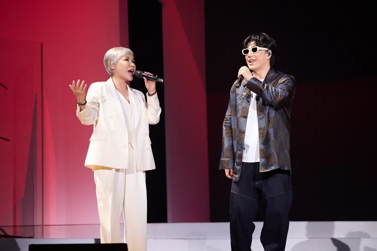 黃小琥與蕭煌奇美聲合鳴。華納音樂提供